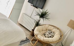 Studio Cosy, Lyon, Avec Garage Prive